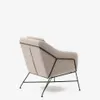 Butaca Brida - beige y patas de acero con acabado negro en Beige - Butacas, banquetas y puffs, Uruguay | Kavehome, vista 8 de 9