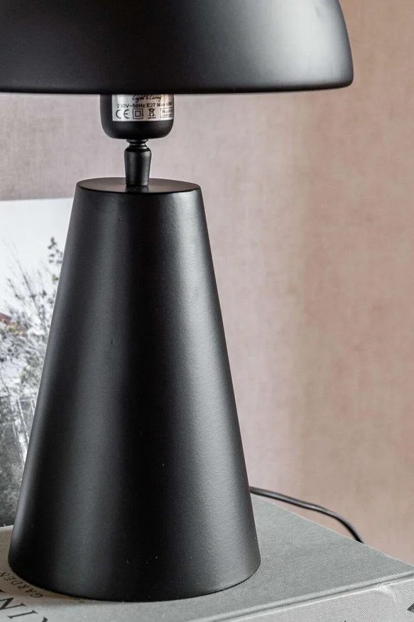 LAMPARA LIPA MATT - BLACK en Negro - Lámparas de mesa, Uruguay | La Iberica, vista 2