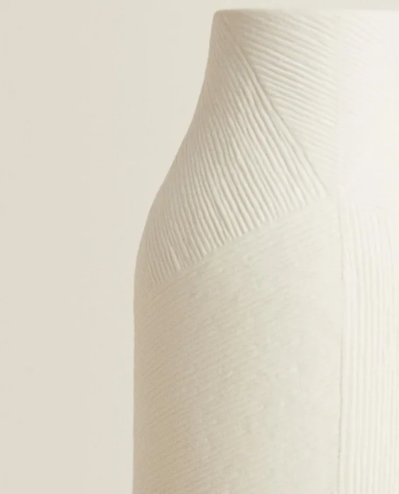 JARRÓN CERÁMICA TEXTURA en Beige - Jarrones, Uruguay | Zara Home, vista 7