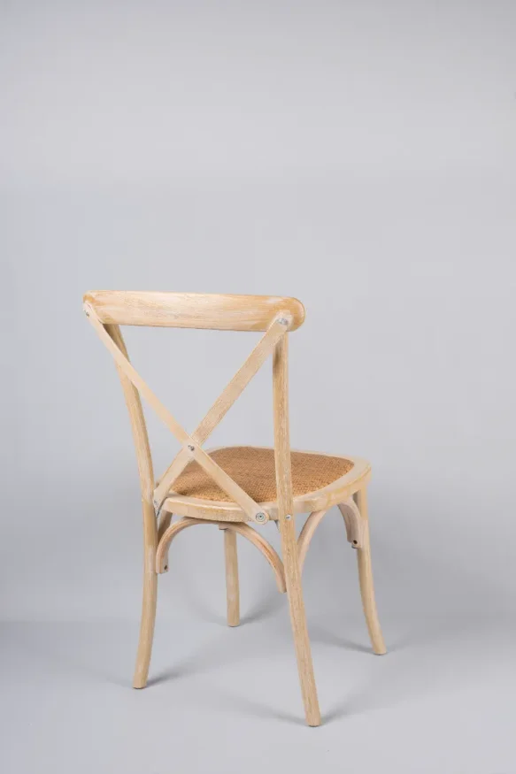 Silla Cross Blanca en Madera natural - Sillas, Uruguay | Victoriana, vista 2