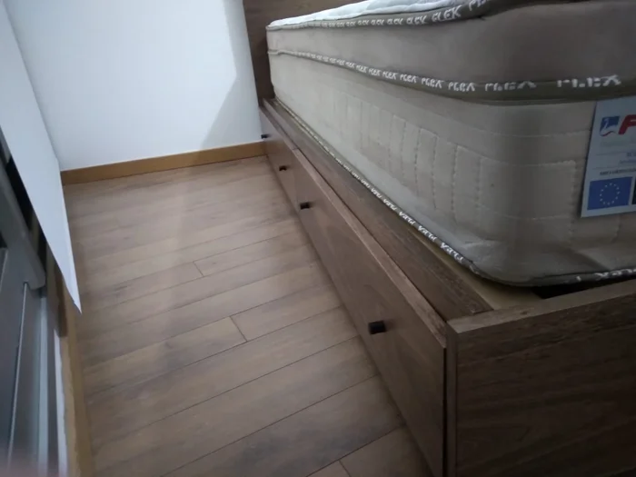 Cama Melania en Madera natural - Dormitorio, Uruguay | Tree House Deco, vista 5