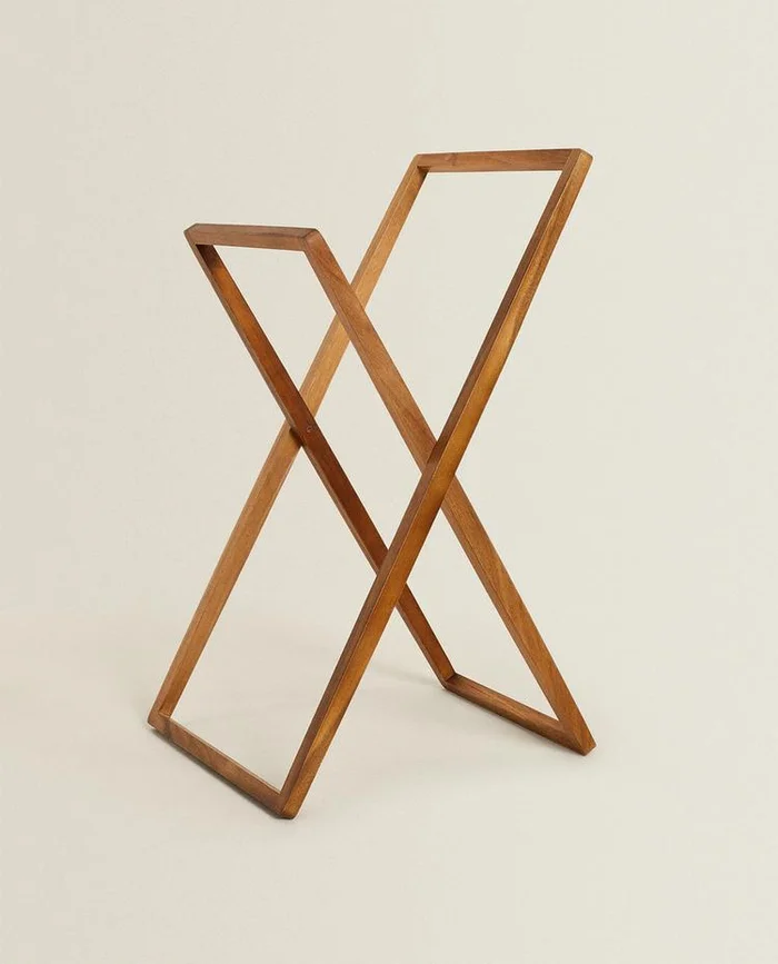 TOALLERO MADERA ACACIA en Madera natural - Cómodas, Uruguay | Zara Home, vista 2