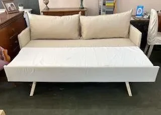 Sofá con cama marinera enfundado - Sillones y sofás, Uruguay | Viladecó Muebles, vista 2