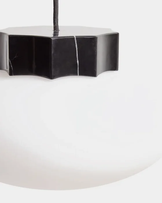 Lámpara de techo Idela de cristal ahumado y mármol negro Ø26 cm en Negro - Lámparas colgantes, Uruguay | Kavehome, vista 2
