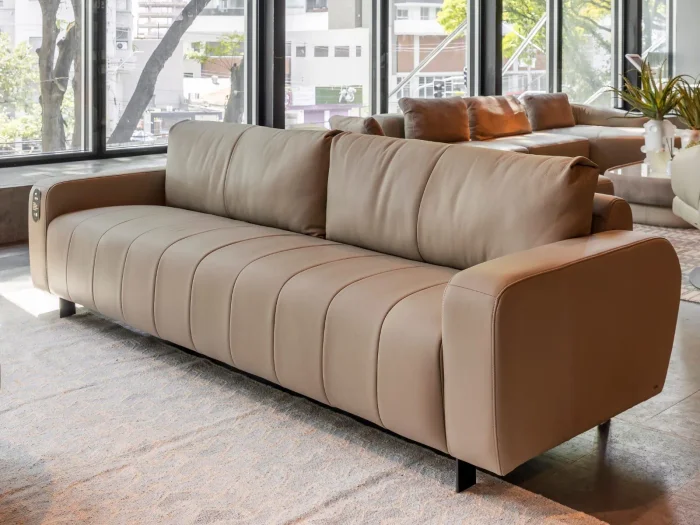 Sofá Alameda en Beige - Sillones y sofás, Uruguay | Arquetipo, vista 2