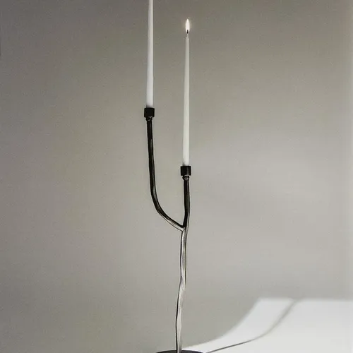 CANDELABRO METAL en Negro - Velas y Portavelas, Uruguay | Zara Home