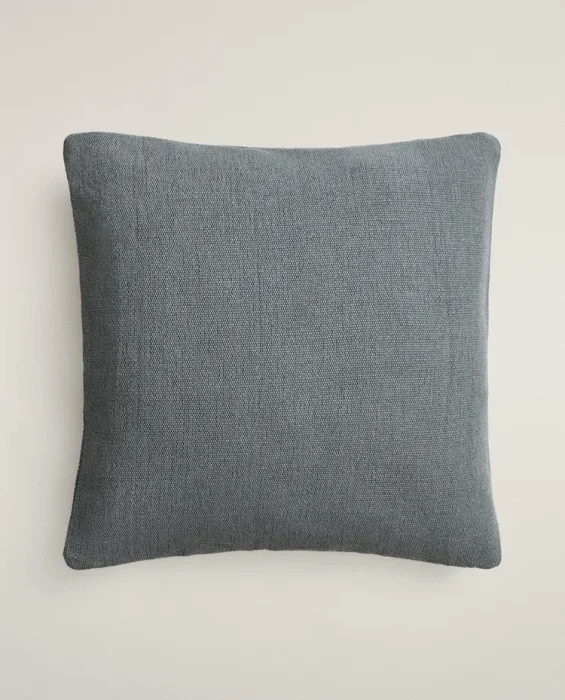 FUNDA COJÍN YUTE Y ALGODÓN en Azul - Textiles, Uruguay | Zara Home