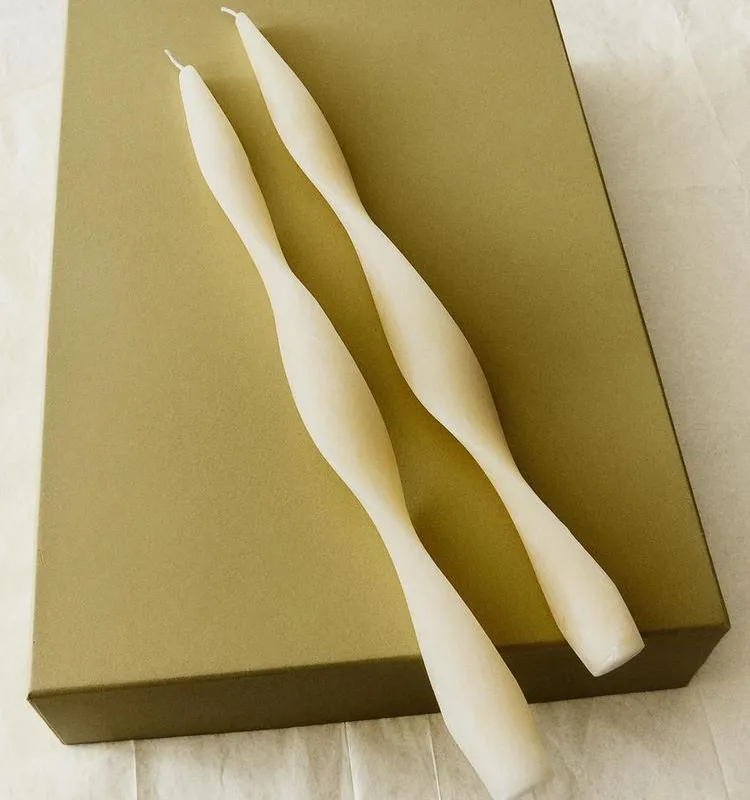 PACK VELAS DECORATIVAS TORSIONADAS (PACK DE 2) en Beige - Velas y Portavelas, Uruguay | Zara Home