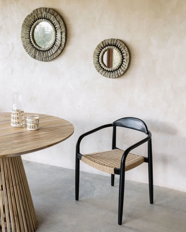 Mesa Jeanette madera maciza de teca Ø 120 cm en Madera natural - Mesas de comedor, Uruguay | Kavehome, vista 3