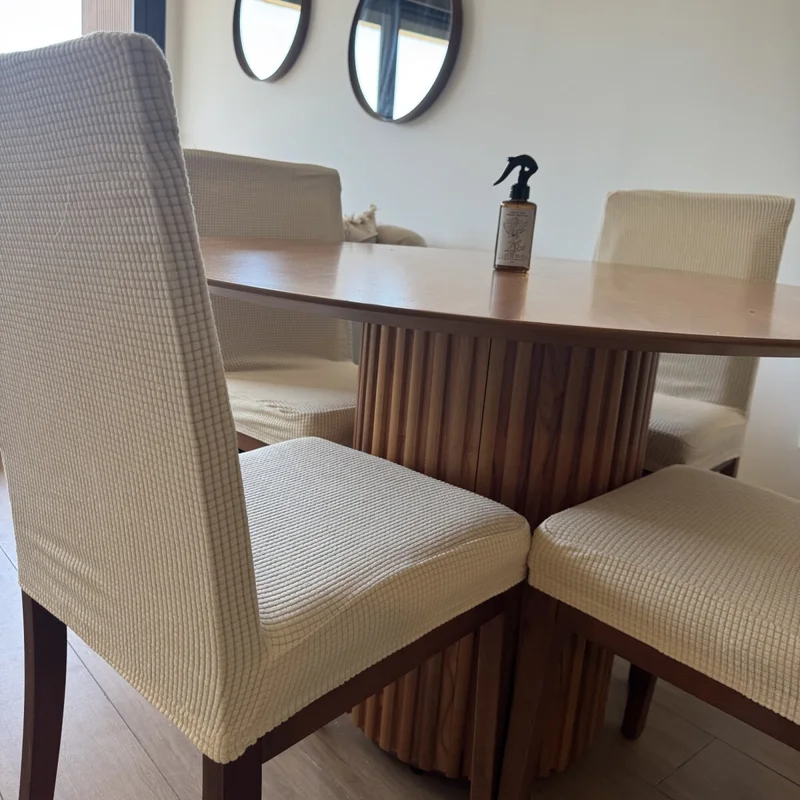 Funda cubre silla elastizada lisa - crema en Beige - Textiles, Uruguay | Buho Store, vista 3