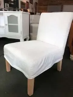 Butaca recta enfundada - Butacas, banquetas y puffs, Uruguay | Viladecó Muebles