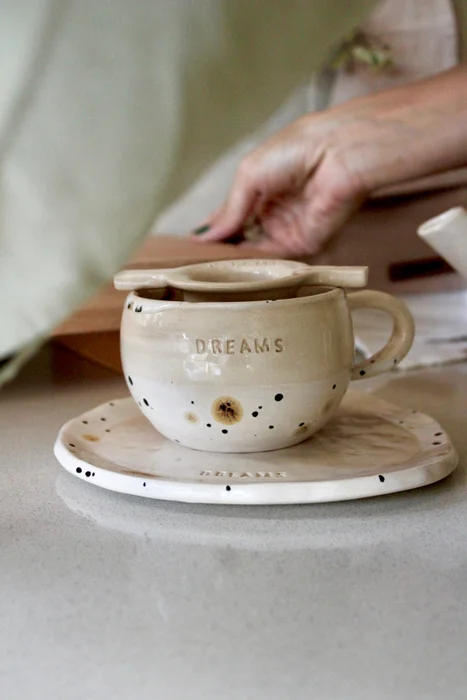 Cápsula dulce (taza y plato) en Beige - Decoración, Uruguay | Dreams On Time, vista 9