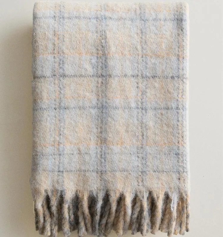 MANTA CUADROS - Textiles, Uruguay | Zara Home