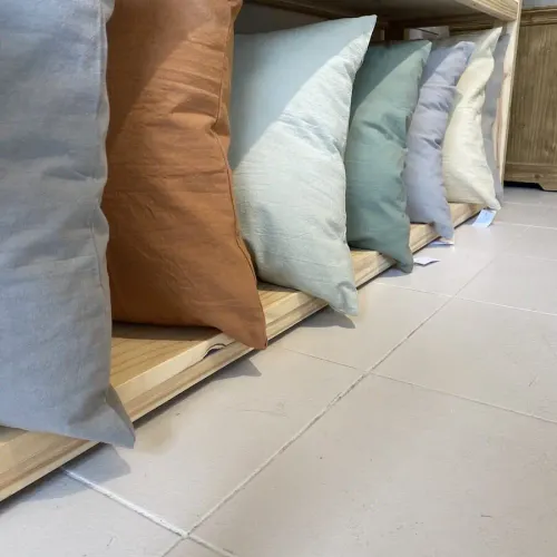 Almohadones de tussor - Textiles, Uruguay | FMB