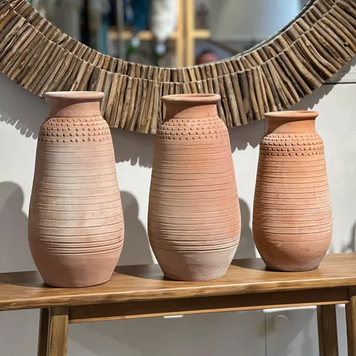 Vasija de barro labrada - Muebles, Uruguay | FMB