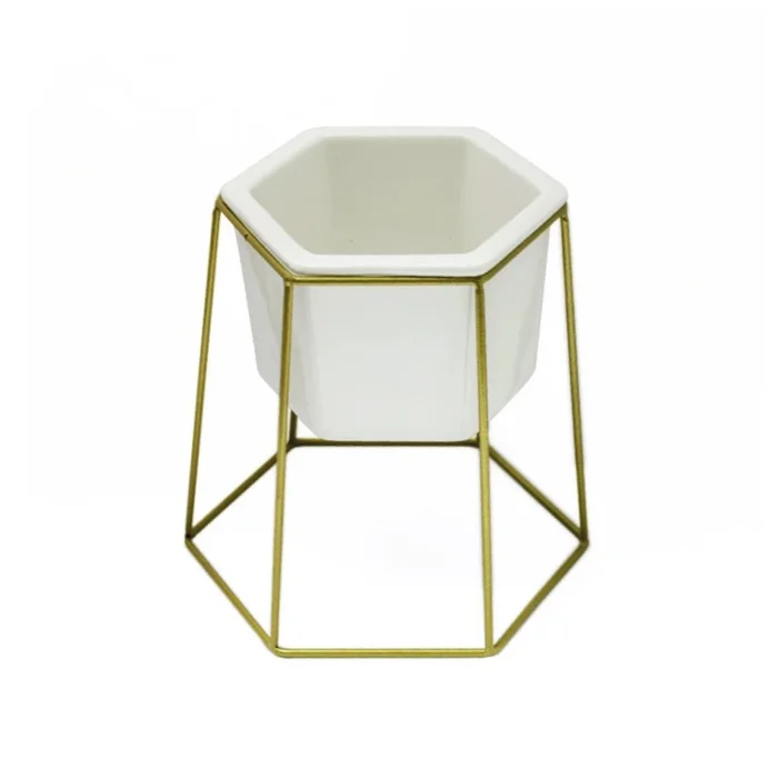 MACETA CERAMICA HEXA C/BASE D17x20CM BLANCO/DORADO en Blanco - Macetas, Uruguay | Koz