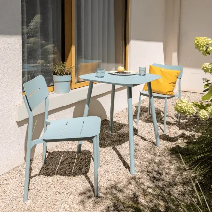 Mesa de comedor Anafi fix 2P, Azul en Azul - Muebles para el exterior, Uruguay | Naterial Uruguay