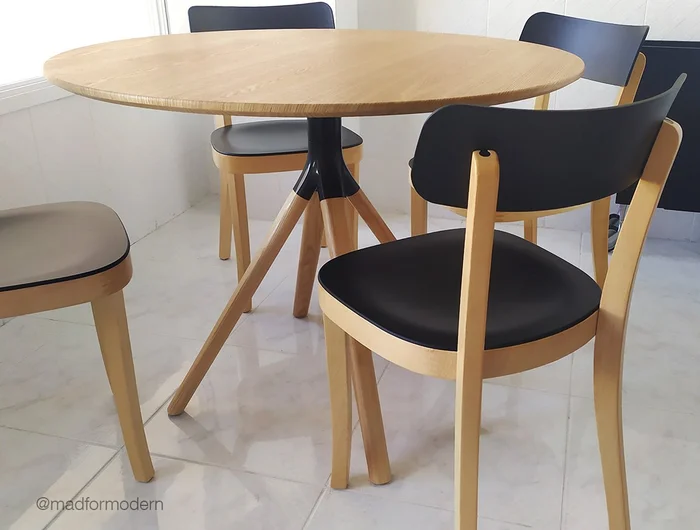 Mesa Connected | Fresno en Madera natural - Mesas de comedor, Uruguay | Mad for Modern, vista 2
