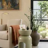 Mesita de arrime o banco color verde en Verde - Mesas de comedor, Uruguay | Entrecasa, vista 2 de 4