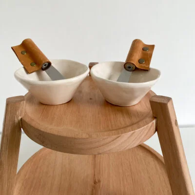 Juego de torre + 2 bowls + 2 espátulas con cuero en Madera natural - Decoración, Uruguay | Dreams On Time, vista 3