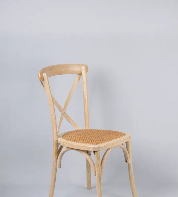 Silla Cross Blanca en Madera natural - Sillas, Uruguay | Victoriana
