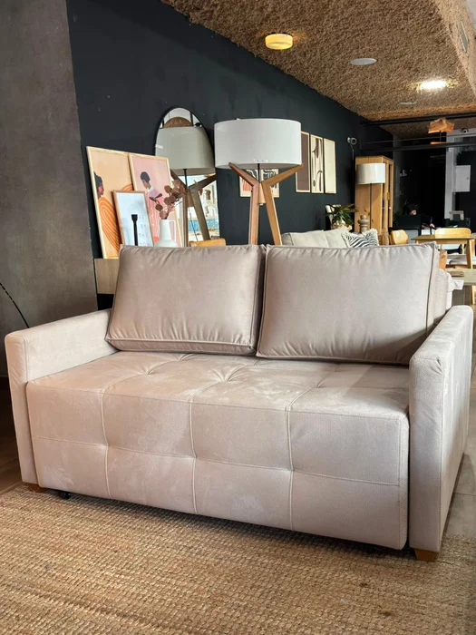 Sofá Cama Torres – Beige Oscuro Easy Clean en Madera natural - Sillones y sofás, Uruguay | Berna Home, vista 6