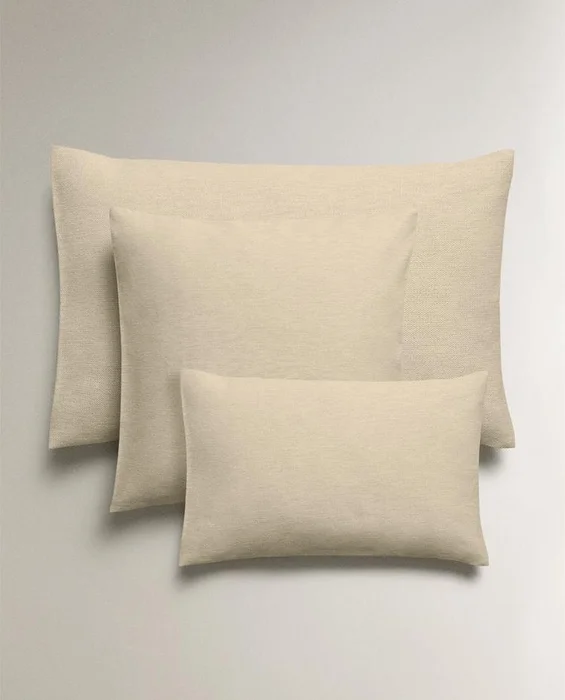FUNDA COJÍN LISA en Beige - Textiles, Uruguay | Zara Home, vista 2