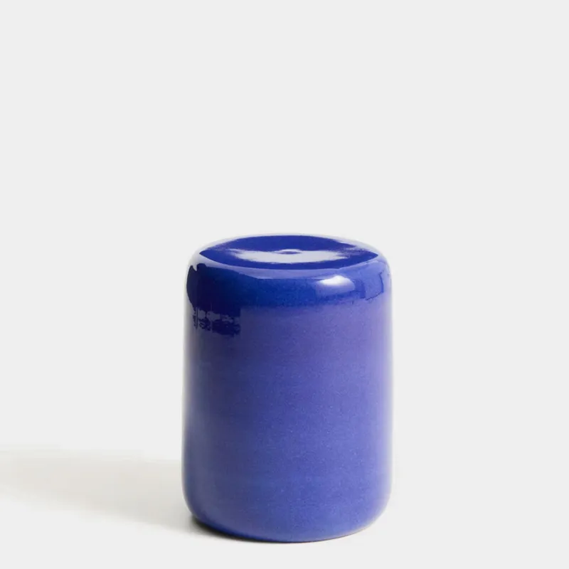 Mesa auxiliar exterior Mesquida de cerámica con acabado azul glaseado Ø 35 cm en Azul - Mesas de arrimo, Uruguay | Kavehome