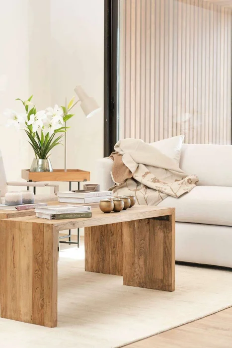 PIE DE CAMA / MESA ANGOSTA / BANCO OLMO NATURAL - 1.10 X 0.35 MTS en Madera natural - Butacas, banquetas y puffs, Uruguay | La Iberica, vista 3