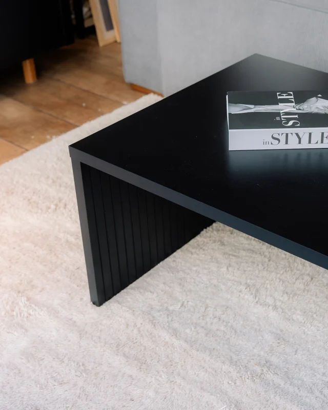 Mesa de Centro Capri 110 cm – Negro en Madera natural - Mesas de living, Uruguay | Berna home, vista 3
