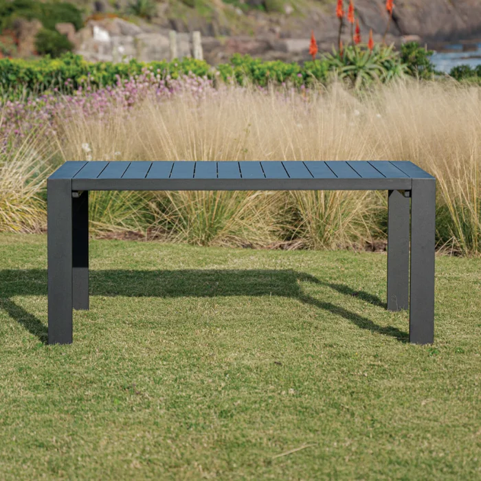 Mesa de exterior Rhodas - 160x100cm en Negro - Mesas de living, Uruguay | Walnut, vista 3