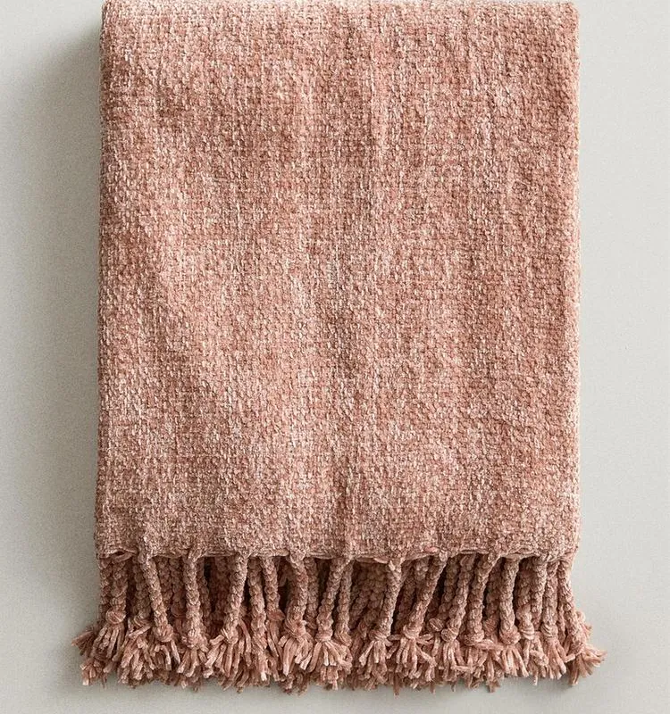 MANTA CHENILLA GRUESA - Textiles, Uruguay | Zara Home
