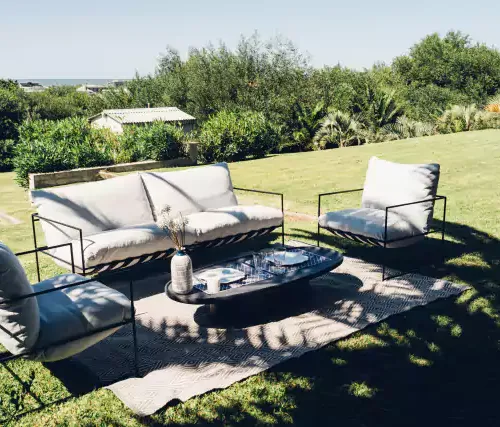SILLON AMBER en Off-white - Sillones y sofás, Uruguay | Sentido Jose Ignacio