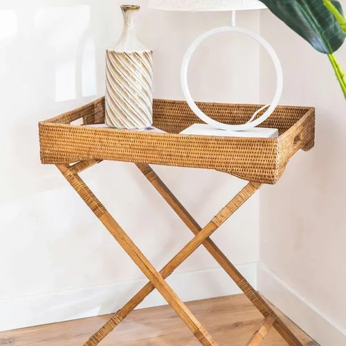 BANDEJA DE RATTAN CON SOPORTE / MESA AUXILIAR / BARCITO en Madera natural - Mesas de luz, Uruguay | La Iberica