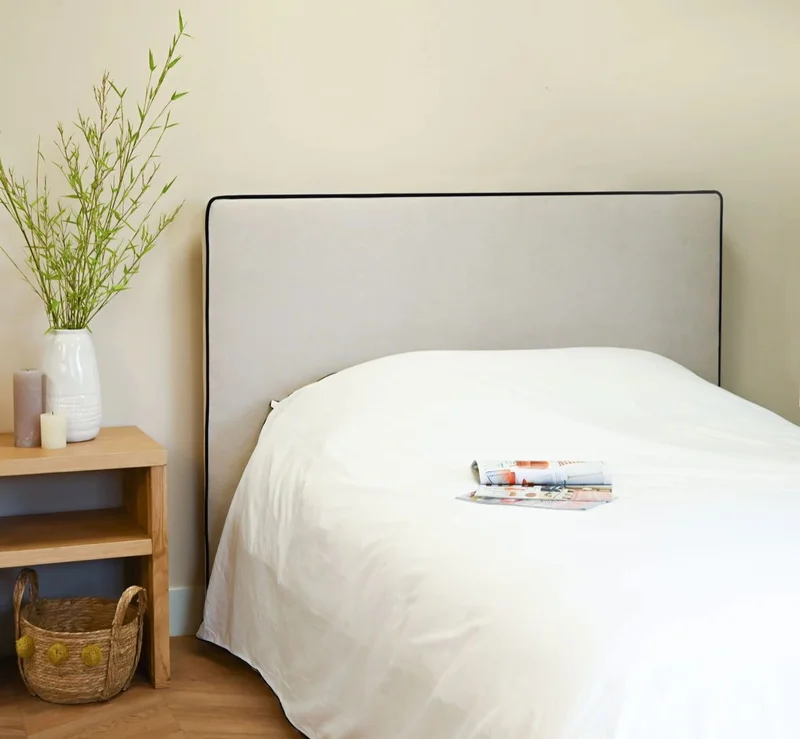 Respaldo tapizado con vivos fuelle en Multicolor - Dormitorio, Uruguay | Pieza Clave, vista 7