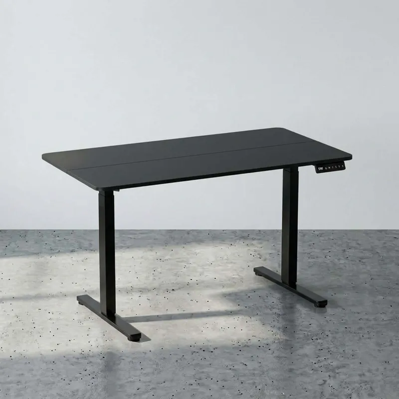 Escritorio Regulable Metal-y-mdf Negro Up en Negro - Escritorios y sillas de escritorio, Uruguay | Divino