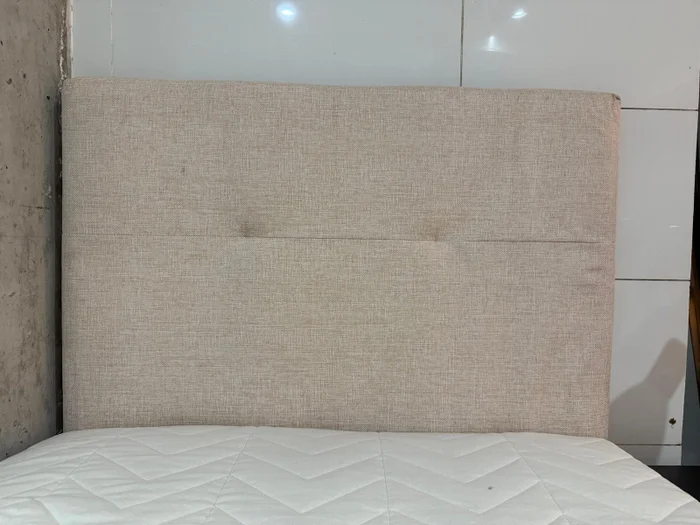 Respaldo Herval 1 Plaza – Beige en Beige - Respaldos de cama, Uruguay | Berna Home, vista 4