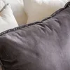 ALMOHADON TERCIOPELO GRIS - 55 X 55 CMS en Gris - Textiles, Uruguay | La Iberica, vista 11 de 12