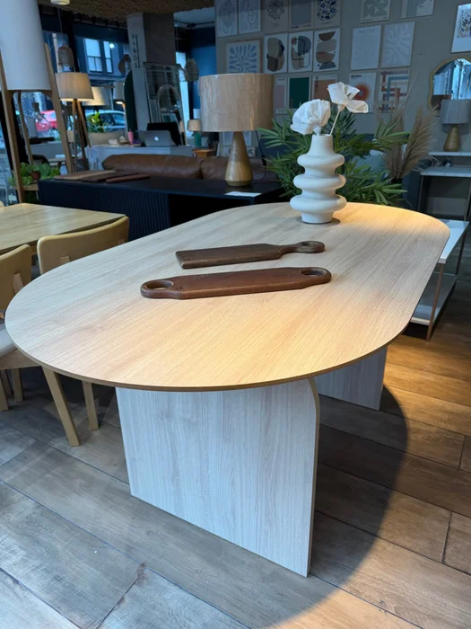 Mesa de Comedor Ovalada Arco 160 x 90 – Crudo en Madera natural - Mesas de comedor, Uruguay | Berna Home, vista 5