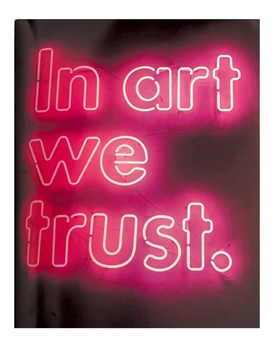 In Art we trust en Rosa - Láminas, Uruguay | Mara Estudio