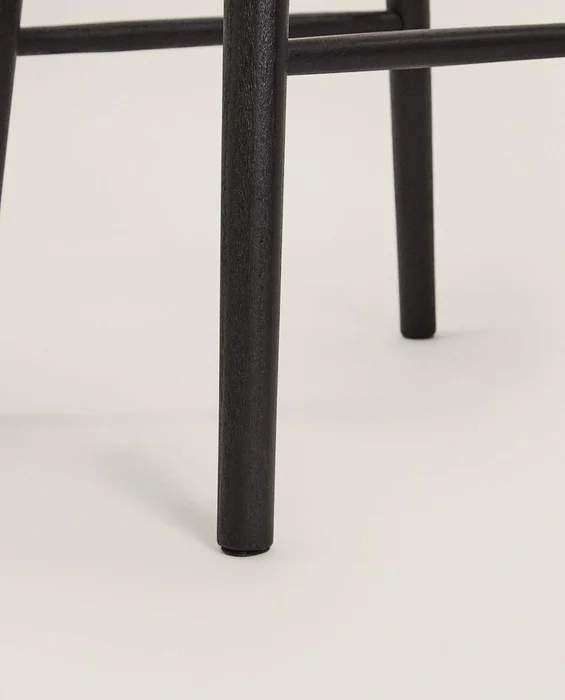 TABURETE MADERA PINO en Negro - Sillas, Uruguay | Zara Home, vista 6