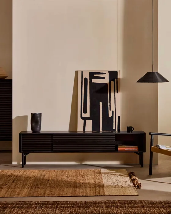 Mueble TV Lenon 200 x 57 cm de madera maciza y - chapa de roble negro en Negro - Muebles para TV, Uruguay | Kavehome, vista 2