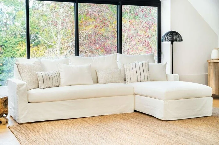 SILLON SOFIA RINCONERO - JEAN en Blanco - Sillones y sofás, Uruguay | La Iberica, vista 23