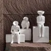 ESCULTURA FIGURE Blanco Small - Decoración, Uruguay | Viasono, vista 1 de 3