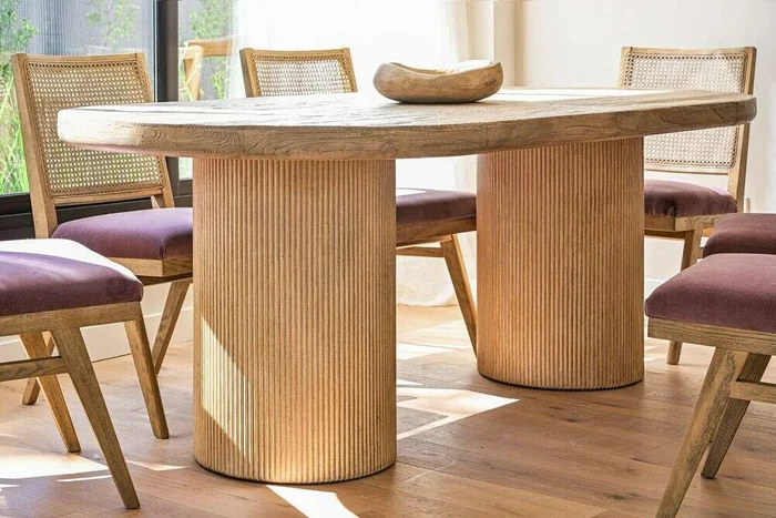 MESA COMEDOR OVAL - 2.20 X 1.05 MTS en Madera natural - Mesas de comedor, Uruguay | La Iberica, vista 2