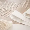 SENDERO BORDADO A MANO - BEIGE Y OFF WHITE en Beige - Textiles, Uruguay | La Iberica, vista 3 de 9