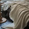 Manta throw DVERGSYRE 130x170 beige en Beige - Textiles, Uruguay | JYSK, vista 3 de 3