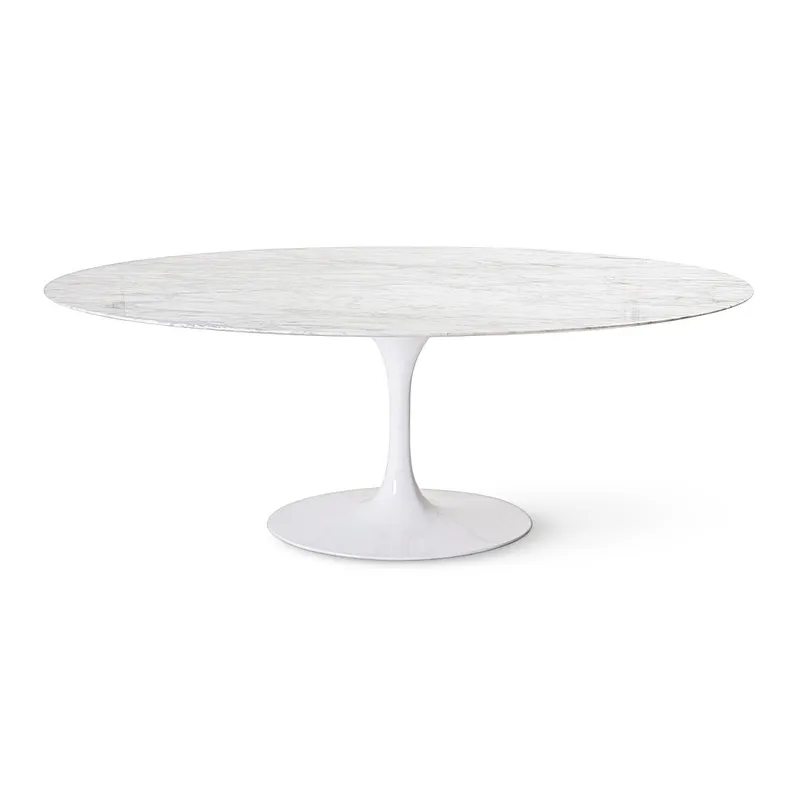 Tulip comedor oval | Eero Saarinen en Negro - Mesas de comedor, Uruguay | Mad for Modern