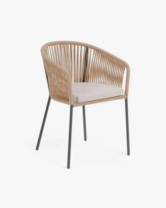 Silla Yanet - de cuerda beige y patas de acero galvanizado en Beige - Sillas, Uruguay | Kavehome