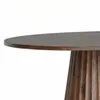 Mesa De Comedor Madera-de-mango Marron Román en WALNUT - Mesas de comedor, Uruguay | Divino, vista 3 de 5